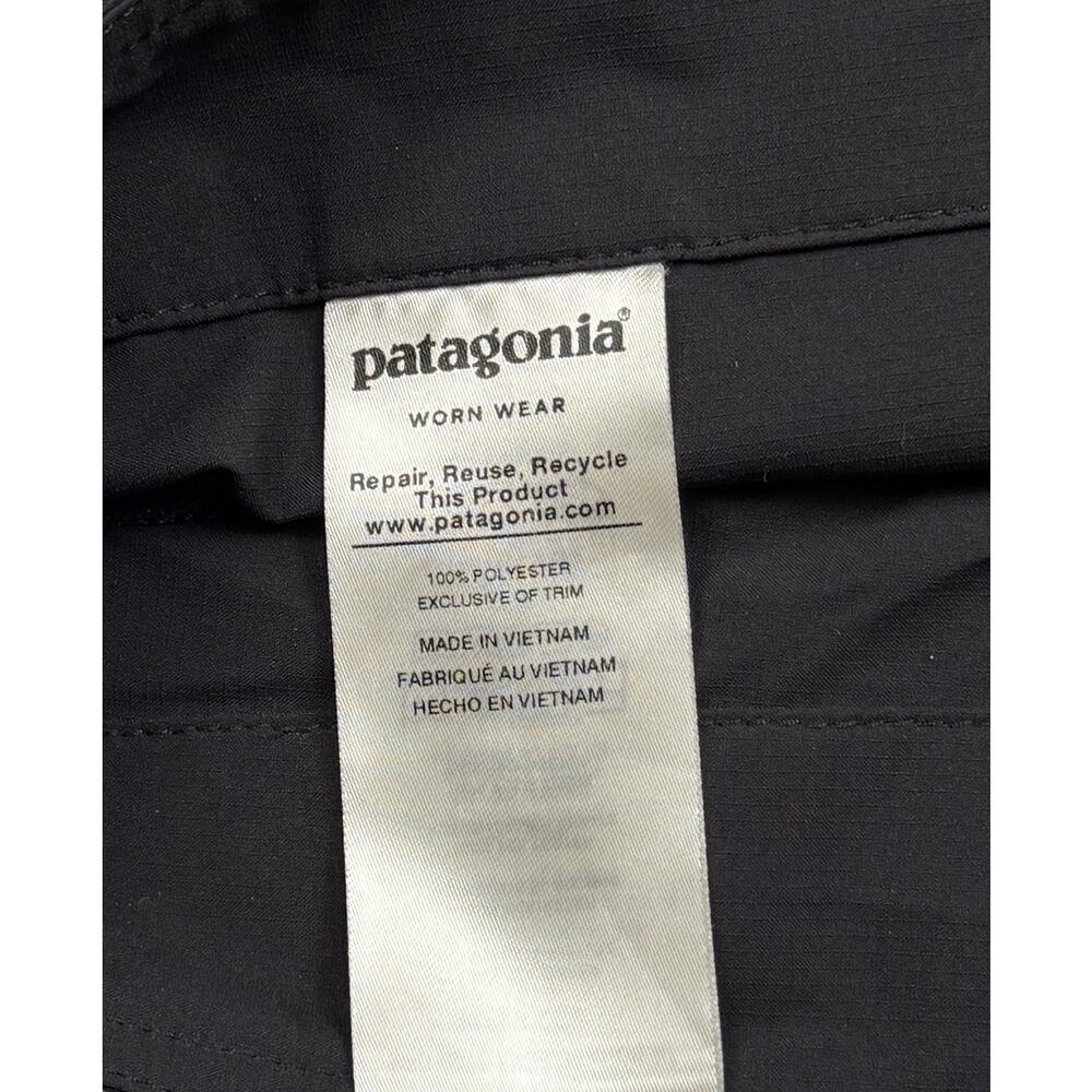 Patagonia Womens Size 14 Black Outdoor Hiking Travel Water Shorts - Picture 6 of 7